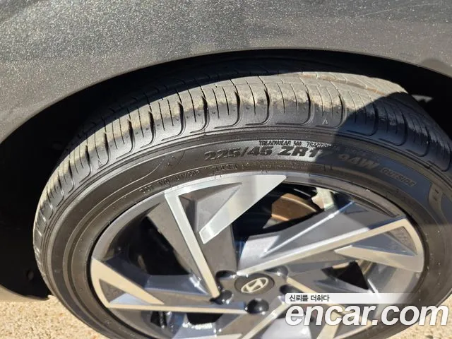 Hyundai Avante CN7 — Фото автомобиля 17