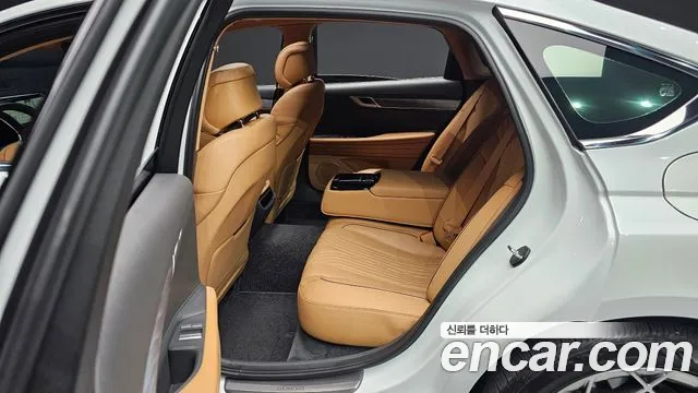 Genesis G80 Бензин 2.5 турбо AWD — Фото автомобиля 19