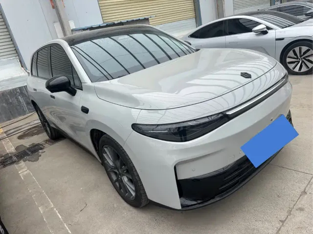 Leapmotor C10 — Фото автомобиля 3