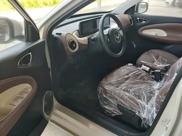 Wuling Bingo — Фото автомобиля 15