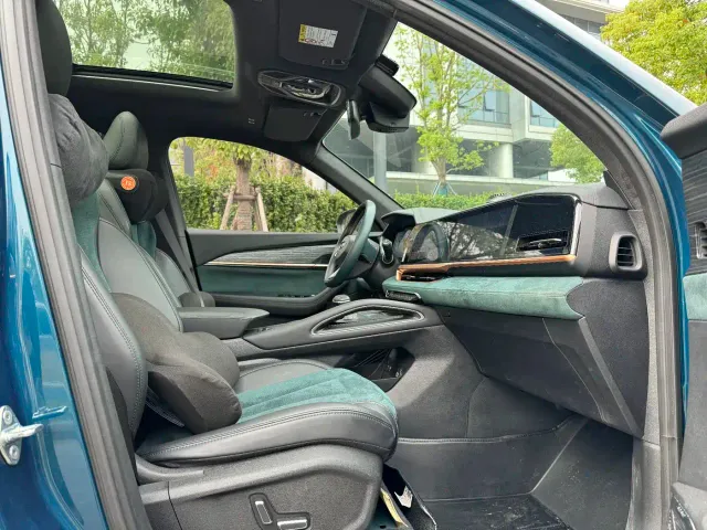 Geely Xingyue L — Фото автомобиля 12
