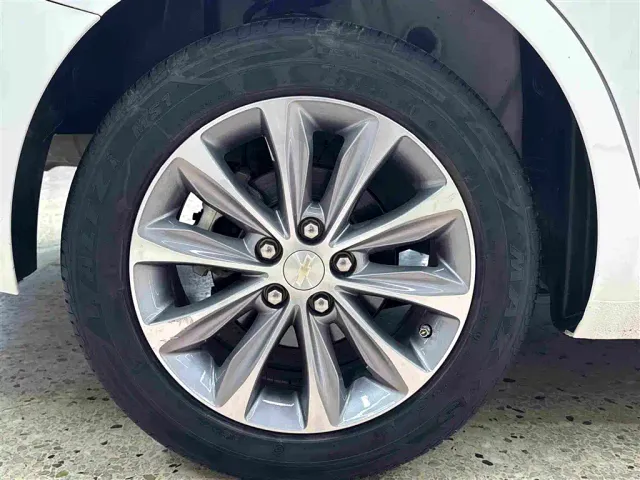 Chevrolet Monza — Фото автомобиля 22