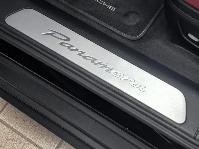 Porsche Panamera — Фото автомобиля 13