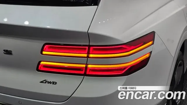 Genesis GV80 — Фото автомобиля 8