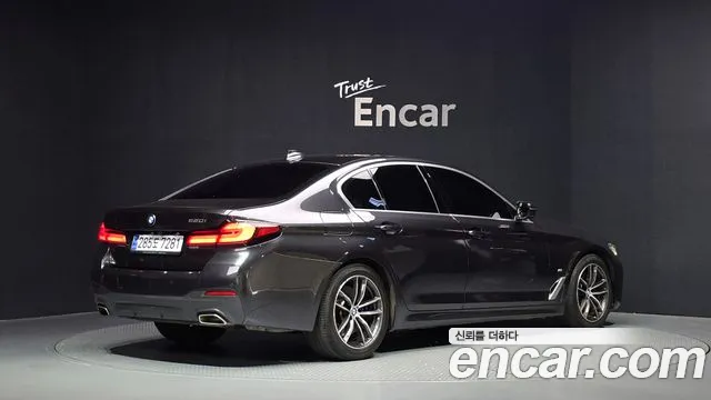 BMW 5 Series G30 — Фото автомобиля 2