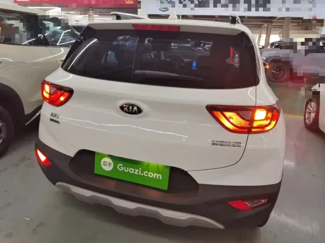 Kia KX1 — Фото автомобиля 5