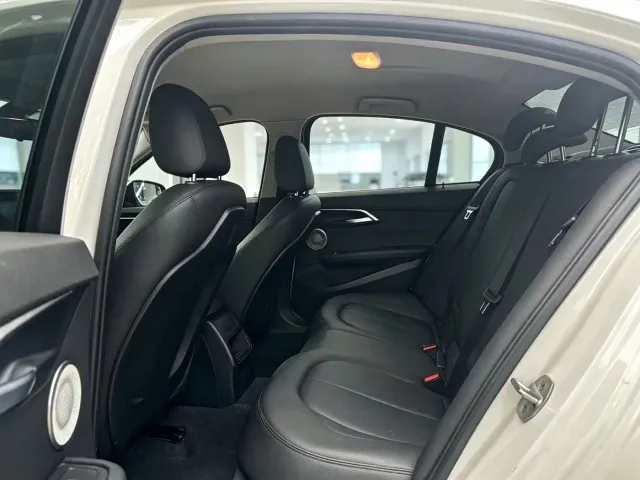 BMW 1 Series — Фото автомобиля 7