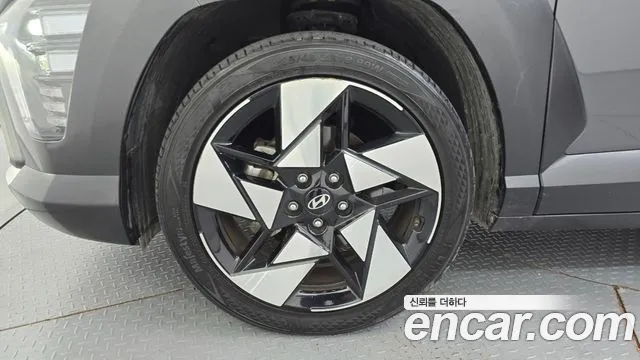 Hyundai Kona SX2 — Фото автомобиля 5