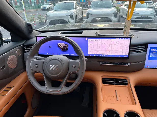 IM Motors LS8 — Фото автомобиля 4