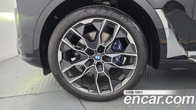 BMW X7 — Фото автомобиля 5