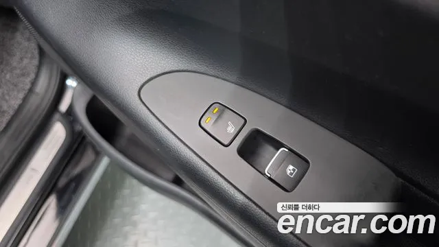 Hyundai Grandeur (New) Hybrid — Фото автомобиля 27