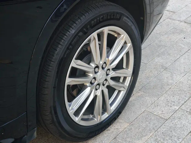 Cadillac XT6 — Фото автомобиля 21