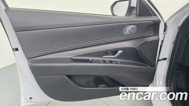 Hyundai Avante CN7 — Фото автомобиля 13