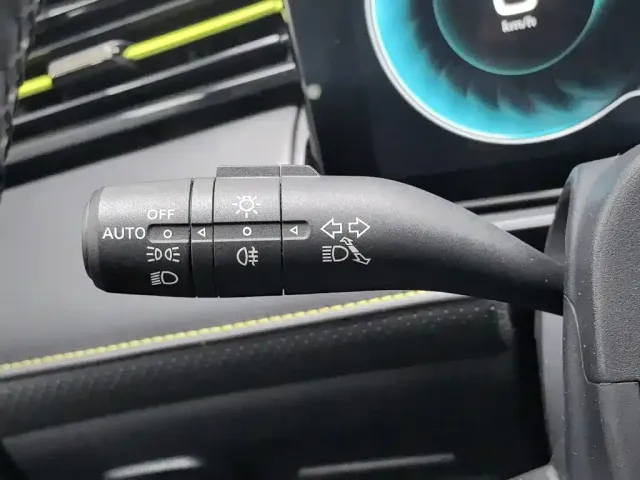 Roewe RX5 — Фото автомобиля 21