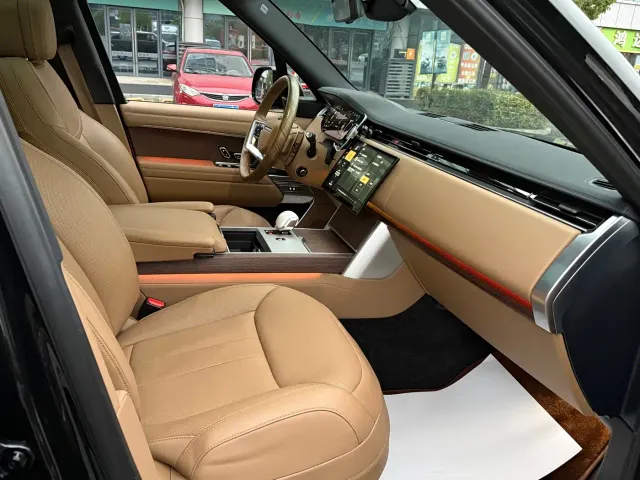 Land Rover Range Rover — Фото автомобиля 11