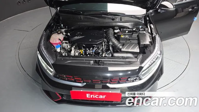 Kia K3 Новый K3 2 поколение 1.6 Turbo GT 5 дверей — Фото автомобиля 6