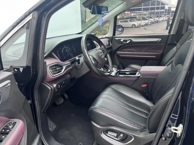 GAC Trumpchi M6 — Фото автомобиля 7