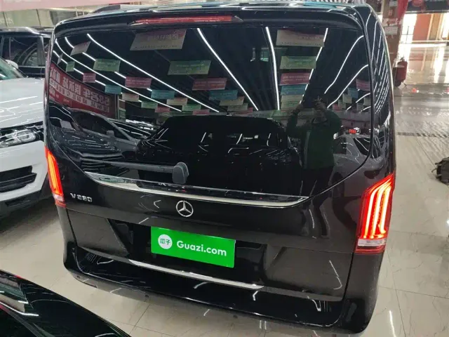 Mercedes-Benz V-Class — Фото автомобиля 4