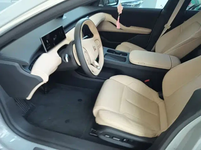 Nio ET5 Touring — Фото автомобиля 15