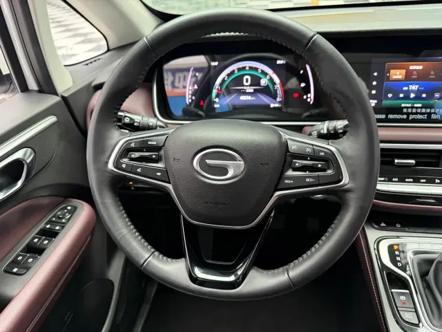 GAC Trumpchi M6 — Фото автомобиля 14