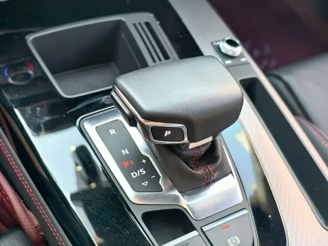 Audi Q5L — Фото автомобиля 24