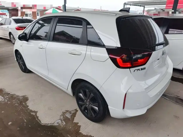 Honda Fit — Фото автомобиля 22