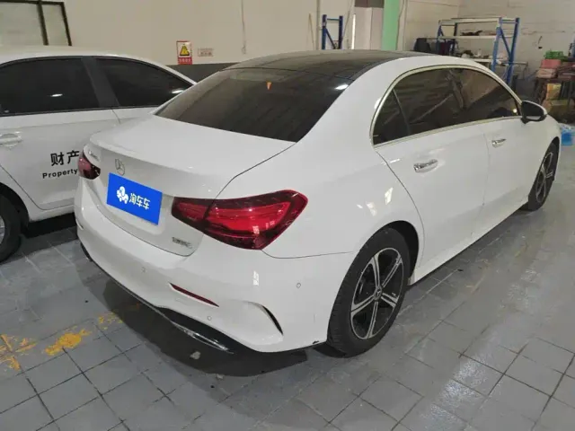 Mercedes-Benz A-Class — Фото автомобиля 3
