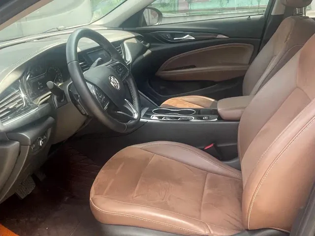 Buick Regal — Фото автомобиля 4