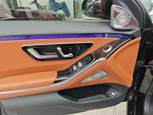Mercedes-Benz S-Class — Фото автомобиля 8
