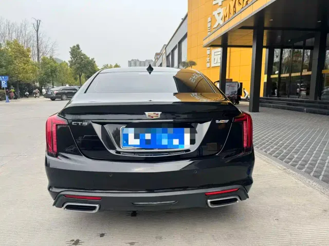 Cadillac CT5 — Фото автомобиля 9