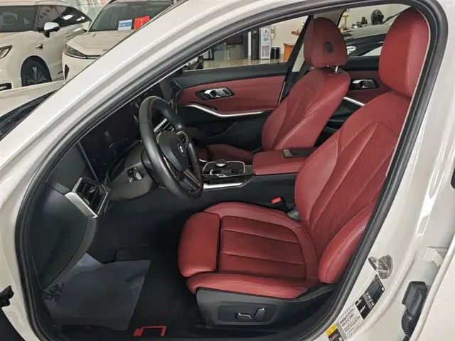 BMW i3 — Фото автомобиля 14