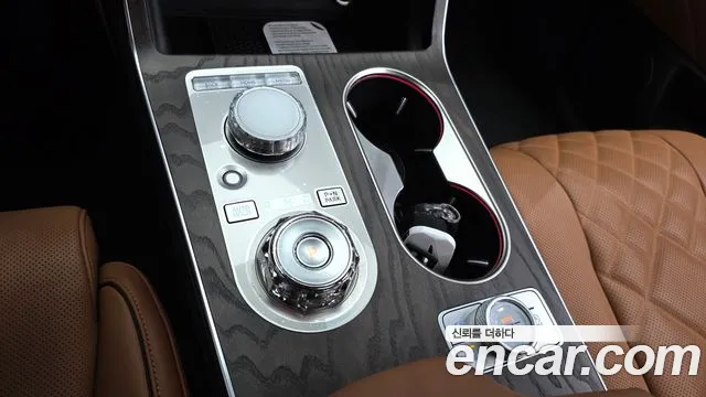 Genesis GV80 — Фото автомобиля 9