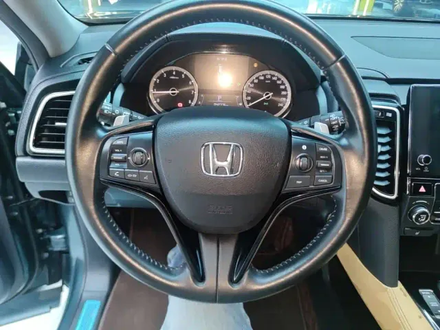 Honda Honda UR-V 2020 370TURBO 2WD Premium Elegance Edition — Фото автомобиля 10