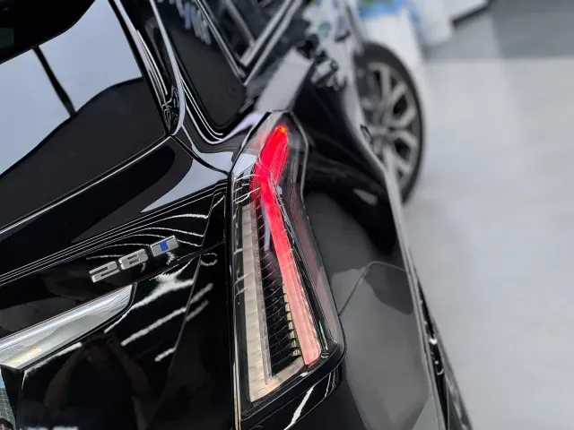 Cadillac XT5 — Фото автомобиля 16