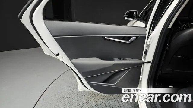 Kia Niro The All New Niro Signature — Фото автомобиля 25