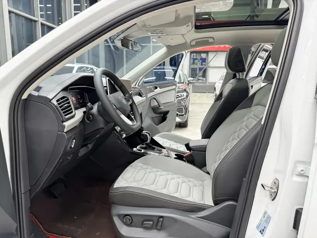 Volkswagen Tayron — Фото автомобиля 14