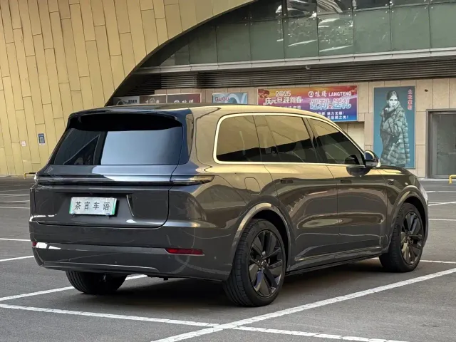 Li Auto L9 — Фото автомобиля 4