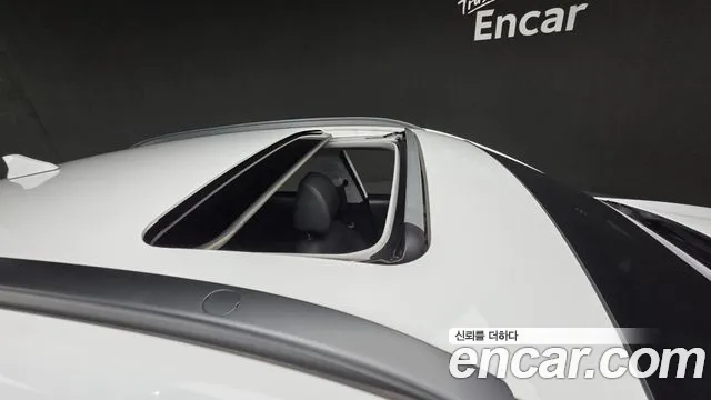 Hyundai Kona Новый Kona Бензин 1.6 Turbo 4WD — Фото автомобиля 11