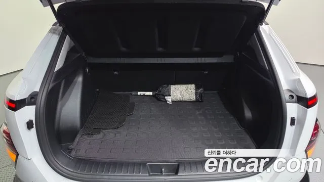 Hyundai Kona SX2 — Фото автомобиля 27