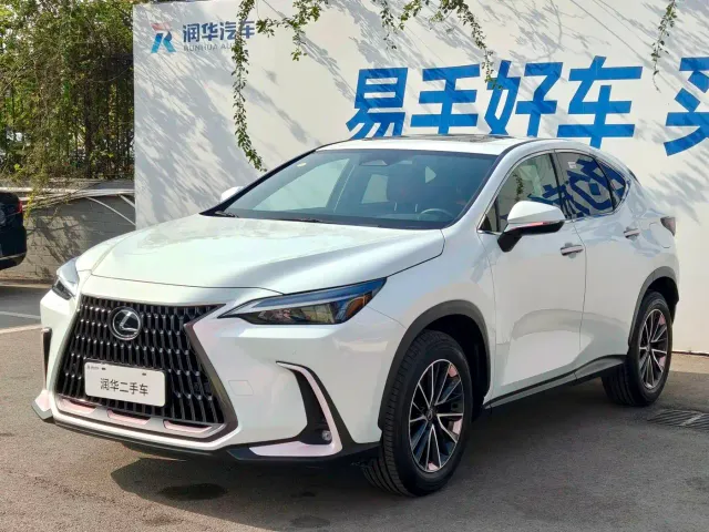 Фотография автомобиля — Lexus NX