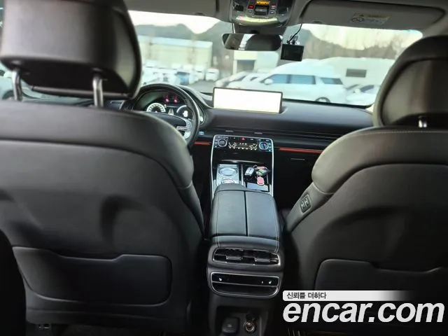 Genesis GV80 — Фото автомобиля 17