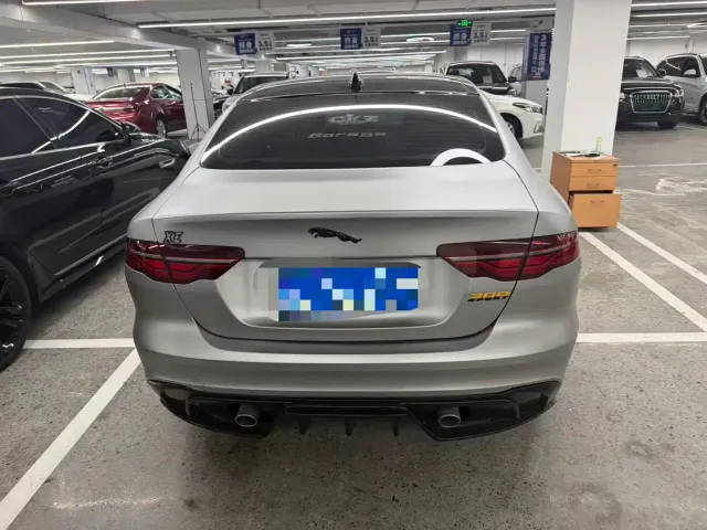 Jaguar XEL — Фото автомобиля 6