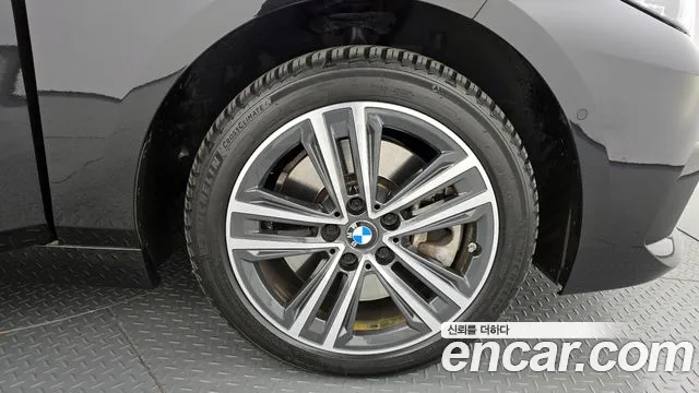 BMW 2-Series — Фото автомобиля 5