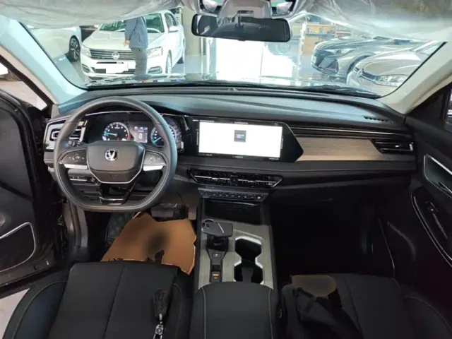 Changan X7 Plus — Фото автомобиля 9