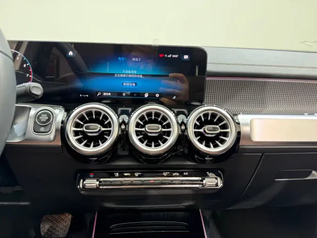 Mercedes-Benz GLB-Class — Фото автомобиля 26
