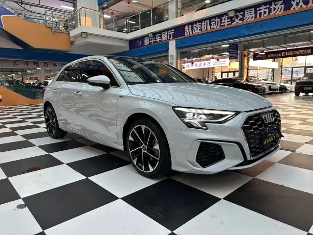 Фотография автомобиля — Audi A3