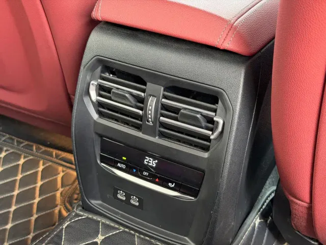 BMW 3 Series — Фото автомобиля 22