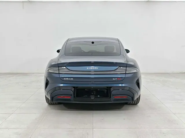 Xiaomi SU7 — Фото автомобиля 2