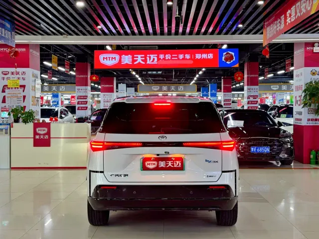 Toyota BoZhi 3X — Фото автомобиля 7