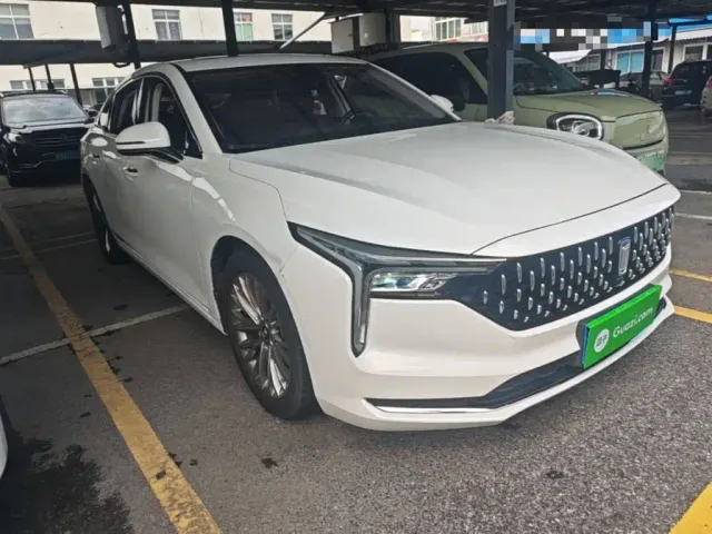 Bestune B70 — Фото автомобиля 3
